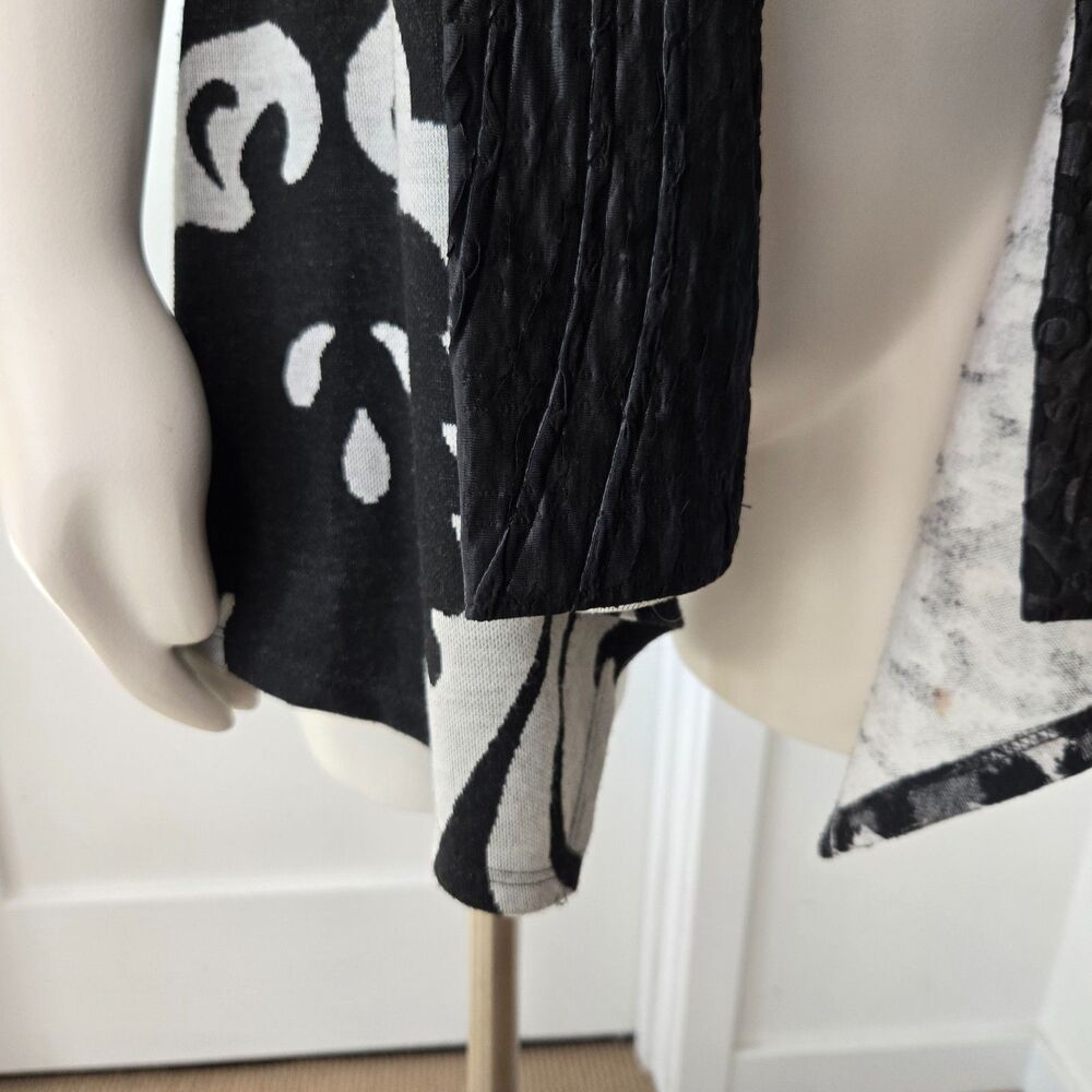 FRANK LYMAN Open Cardigan Size 6 Animal Print 3/4 Sleeve Mixed Textured Black - Picture 6 of 11